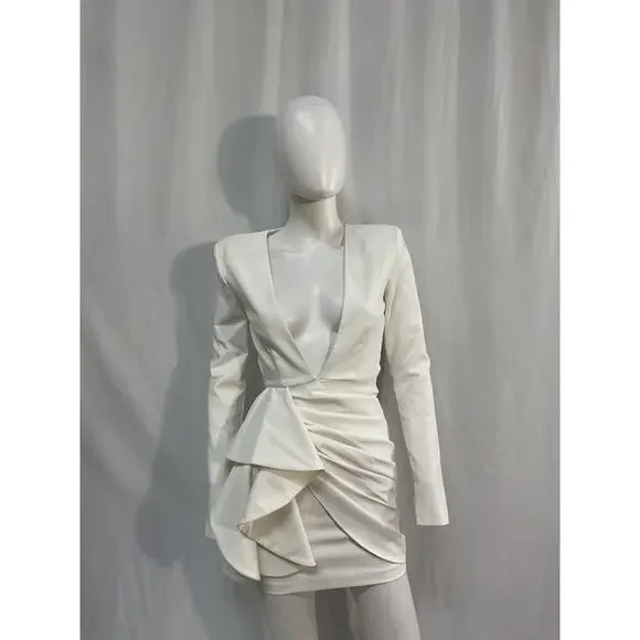 michael costello fena mini dress Michael Costello x Revolve Fena Mini Dress worn by Grace Cottrell as seen in Vanderpump Villa (S01E07)